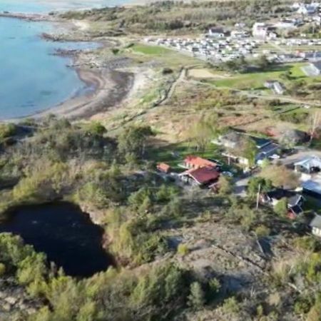 Sjoestugan Vallersvik Frillesås Esterno foto
