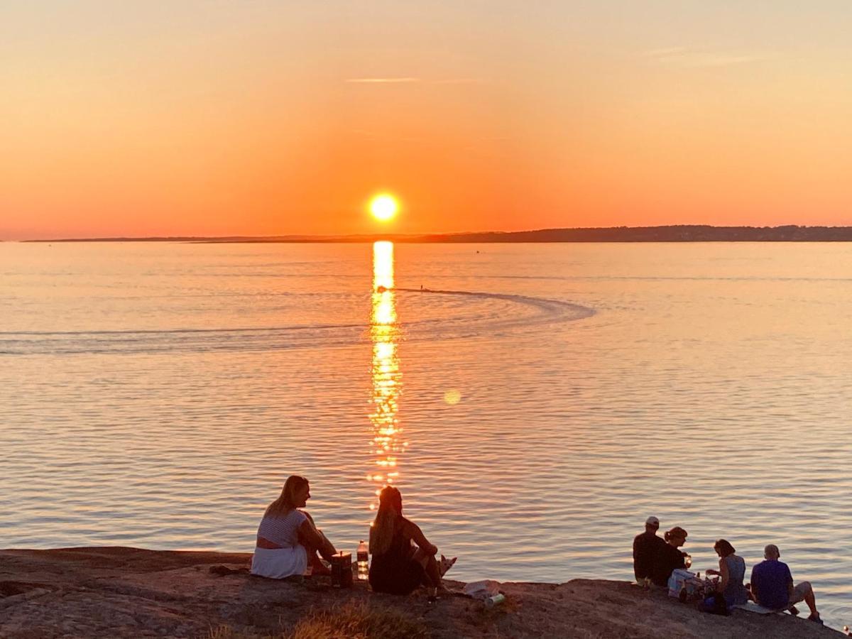 Sjoestugan Vallersvik Frillesås Esterno foto