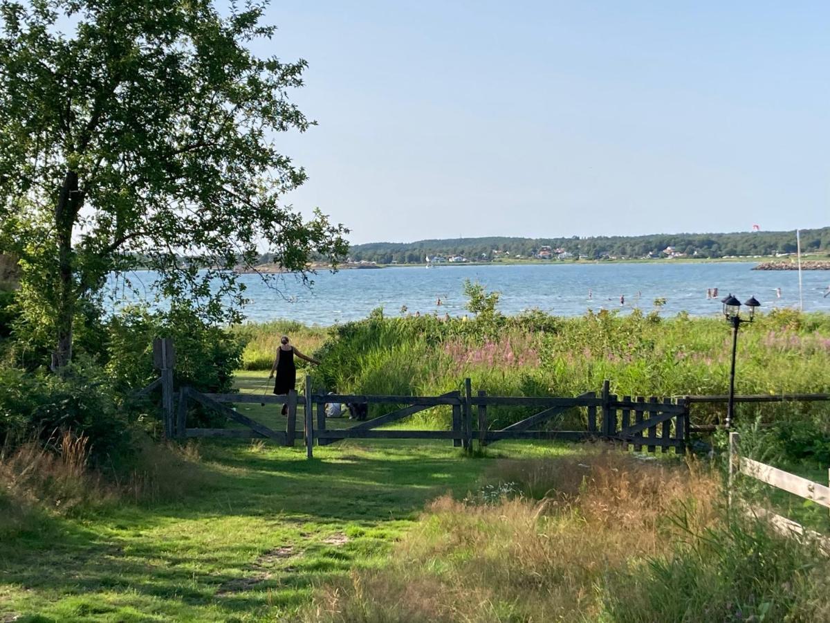 Sjoestugan Vallersvik Frillesås Esterno foto